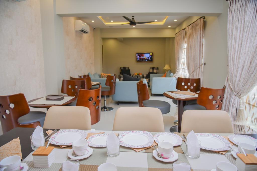 Orchards Cottage Hotel 卡拉奇 外观 照片