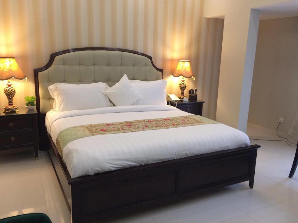 Orchards Cottage Hotel 卡拉奇 外观 照片
