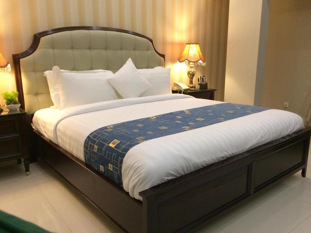 Orchards Cottage Hotel 卡拉奇 外观 照片